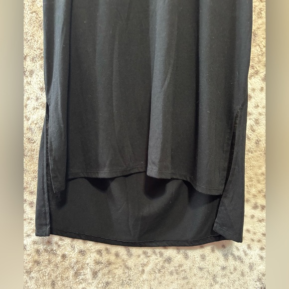 WOMENS MIX & CO HI-LOW LACE BACK ACCENT TOP - Picture 4 of 5